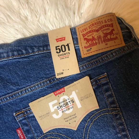 nwt levi's 501 denim shorts size 20W - Picture 2 of 4